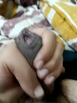 Snapshot of wrong_man25 chatting on 01-11-25, 06:14 wrong man25 online show from 01-11-25, 06:14