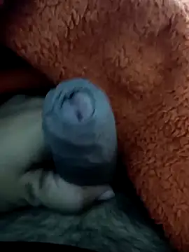 Snapshot of wrong_man25 chatting on 02-27-25, 01:38 wrong man25 online show from 02-27-25, 01:38