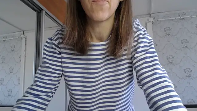 Snapshot of Popppka chatting on 04-11-26, 11:36 Popppka online show from 04-11-26, 11:36