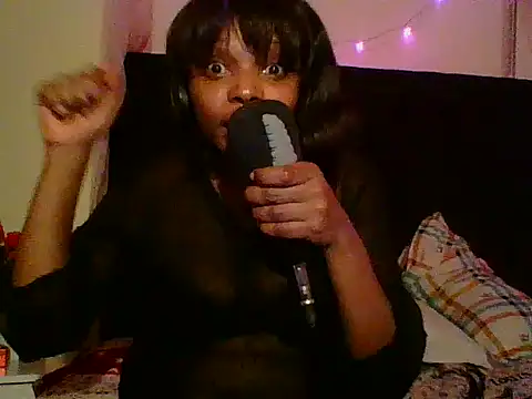 Snapshot of Anaconda2350 chatting on 03-20-26, 01:43 Anaconda2350 online show from 03-20-26, 01:43