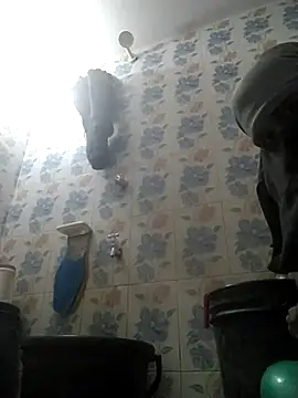 Snapshot of HMN1993 chatting on 02-14-26, 10:28 HMN1993 online show from 02-14-26, 10:28