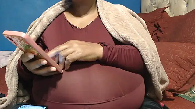 CUTEFIRMMELONSS online show from 05-24-26, 05:29