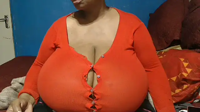 CUTEFIRMMELONSS online show from 06-19-26, 07:28