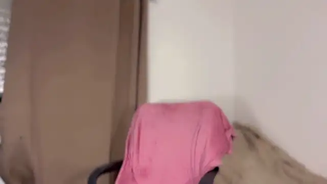 ehotlovea  online show from 11-17-25, 12:33