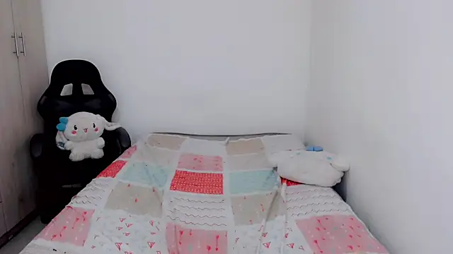 Youlittlepervertt  online show from 10-16-25, 03:02