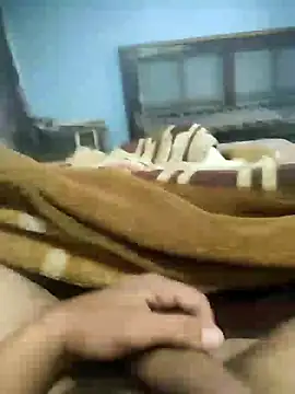 Snapshot of Deshilund9 chatting on 12-07-24, 07:27 Deshilund9 online show from 12-07-24, 07:27