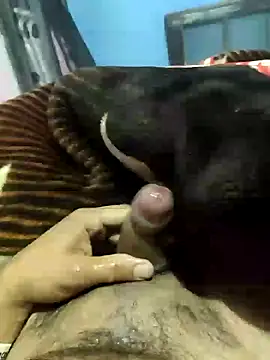 Snapshot of Deshilund9 chatting on 01-18-25, 07:59 Deshilund9 online show from 01-18-25, 07:59