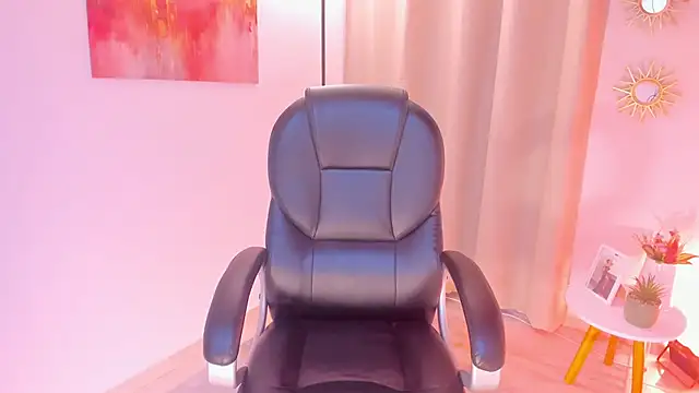 MariamRivera  online show from 03-25-26, 12:27