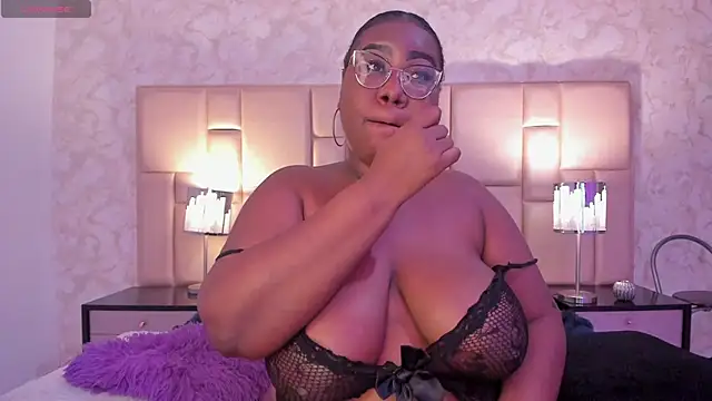 Darnellqueen online show from 02-18-25, 09:21