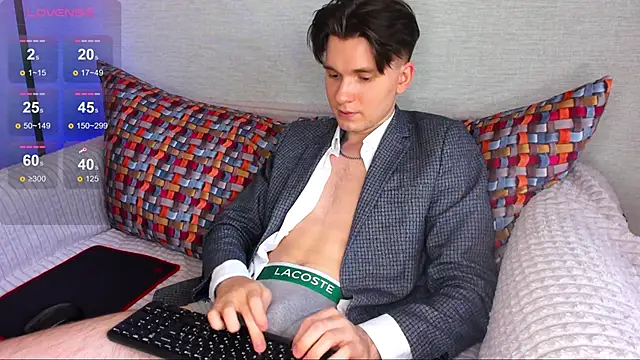 maxboy4 online show from 03-07-25, 01:07