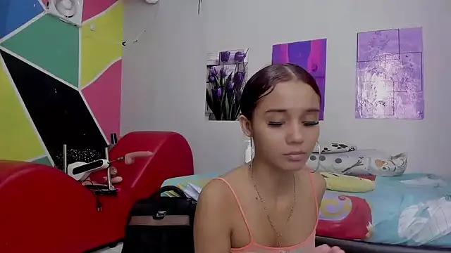 MarianaManzur online show from 01-27-25, 02:46