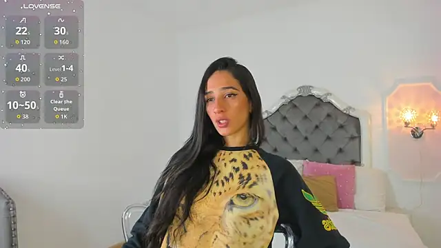 Valentina Ross  online show from 06-16-26, 11:57