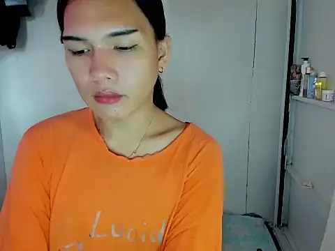 Snapshot of mav1s_ chatting on 02-17-26, 08:33 mav1s online show from 02-17-26, 08:33