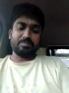 Snapshot of Driver-naru chatting on 10-15-25, 08:36 Driver-naru online show from 10-15-25, 08:36