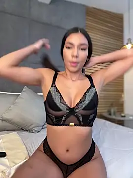 EllaSanz  online show from 05-12-26, 10:07