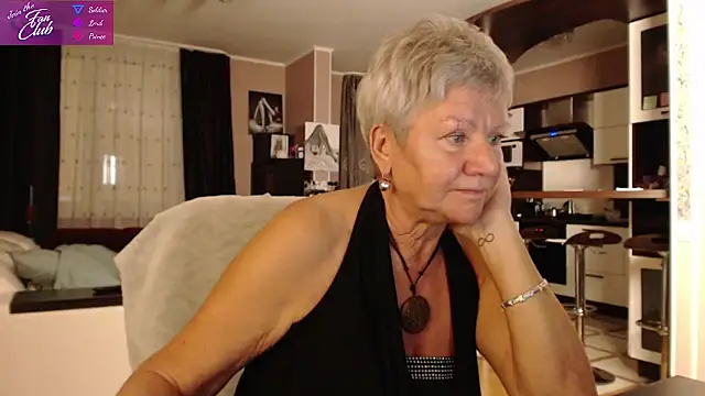 roxana brooks online show from 12-16-24, 05:43