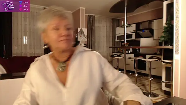 roxana brooks online show from 12-17-24, 02:33