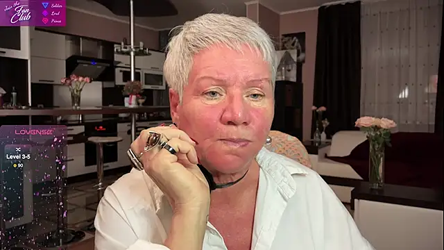 roxana brooks online show from 03-06-25, 04:38