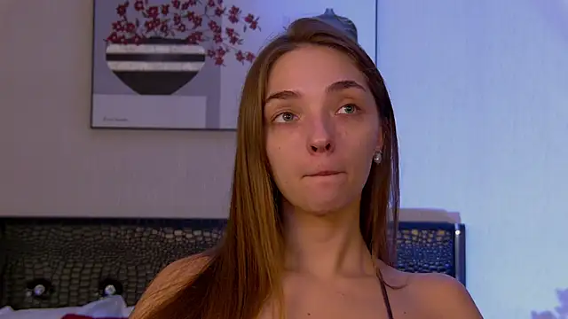 VirginieCruz online show from 02-01-25, 06:00