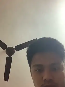 Snapshot of Hullax chatting on 03-04-26, 04:13 Hullax online show from 03-04-26, 04:13