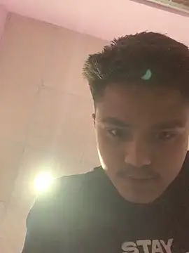 Snapshot of Hullax chatting on 03-21-26, 03:00 Hullax online show from 03-21-26, 03:00