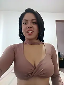 leah passion online show from 05-07-26, 10:04