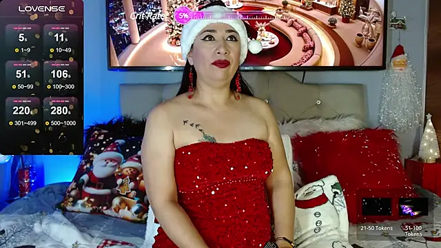 Snapshot of Karina_Yang chatting on 12-25-24, 11:54 Karina Yang online show from 12-25-24, 11:54