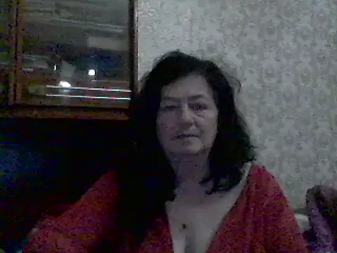 GypsiQueen2 online show from 02-15-25, 04:23