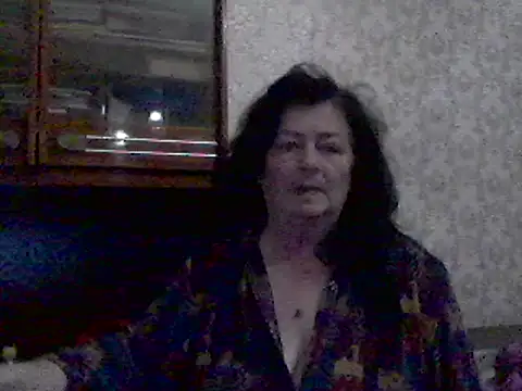 GypsiQueen2 online show from 02-18-25, 05:21