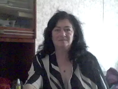 GypsiQueen2 online show from 03-18-25, 11:19