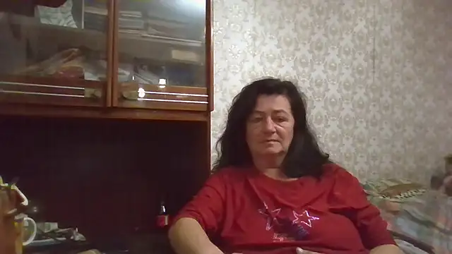 GypsiQueen2 online show from 11-08-25, 05:01