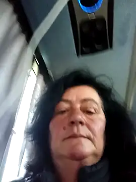 Snapshot of GypsiQueen2 chatting on 04-26-26, 08:01 GypsiQueen2 online show from 04-26-26, 08:01