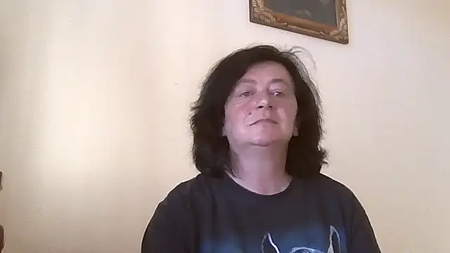 Snapshot of GypsiQueen2 chatting on 05-04-26, 03:08 GypsiQueen2 online show from 05-04-26, 03:08
