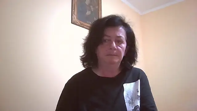 Snapshot of GypsiQueen2 chatting on 05-07-26, 06:46 GypsiQueen2 online show from 05-07-26, 06:46