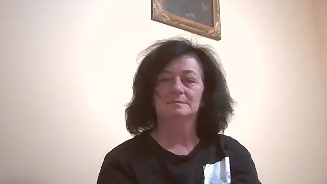 Snapshot of GypsiQueen2 chatting on 05-10-26, 07:52 GypsiQueen2 online show from 05-10-26, 07:52