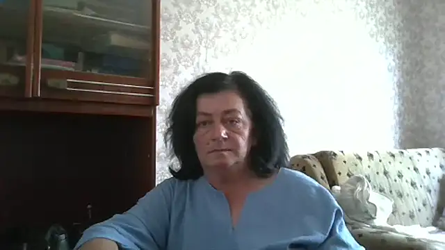 GypsiQueen2 online show from 06-27-26, 12:22