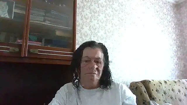 GypsiQueen2 online show from 06-29-26, 07:25
