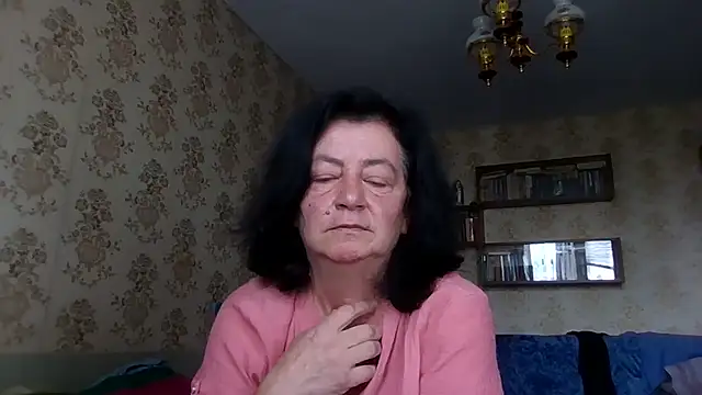 GypsiQueen2 online show from 07-24-26, 08:23