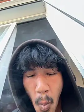 juniiorre online show from 10-12-25, 08:24