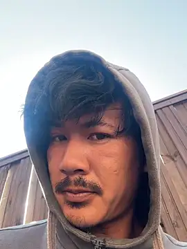 juniiorre online show from 10-16-25, 09:32