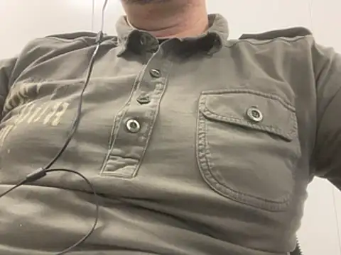  MrPrecum  online show from 02-05-26, 02:05