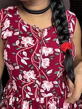 Snapshot of SCHOOL_Girl_0 chatting on 09-27-25, 04:45 SCHOOL Girl 0 online show from 09-27-25, 04:45