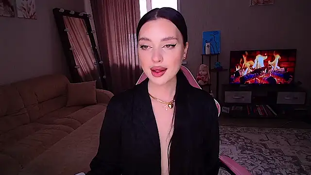   Malika   online show from 05-12-26, 09:06