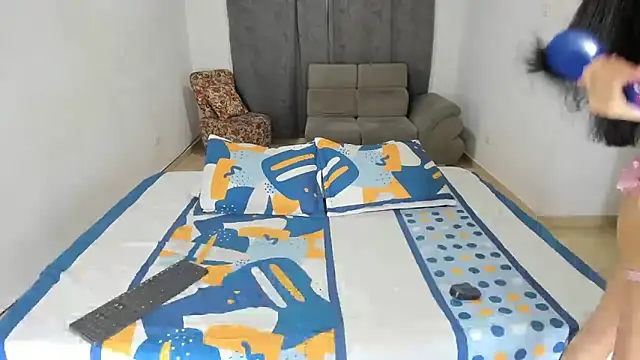 Snapshot of Fairycandyx chatting on 01-21-25, 05:38 Fairycandyx online show from 01-21-25, 05:38