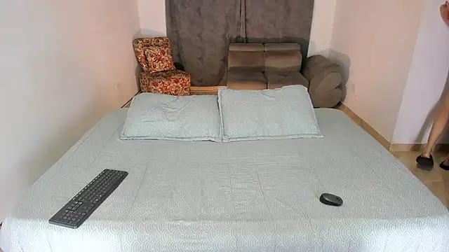 Snapshot of Fairycandyx chatting on 03-11-25, 06:00 Fairycandyx online show from 03-11-25, 06:00