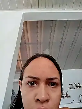 Snapshot of Fairycandyx chatting on 10-21-25, 02:18 Fairycandyx online show from 10-21-25, 02:18