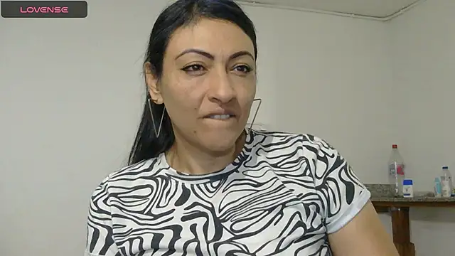 ErikaRika online show from 01-14-25, 05:30