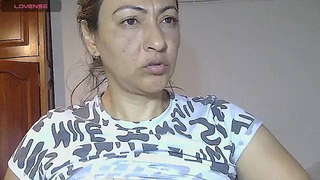 ErikaRika online show from 09-14-25, 04:22