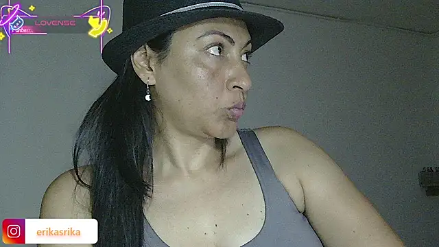 ErikaRika online show from 09-23-25, 04:48