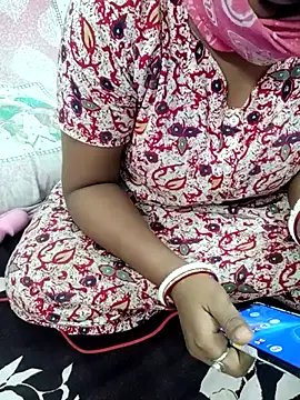 Snapshot of Bengali-boudi chatting on 04-07-26, 04:51 Bengali-boudi online show from 04-07-26, 04:51